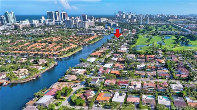 Diplomat Golf Estate, 1635 Diplomat Pkwy