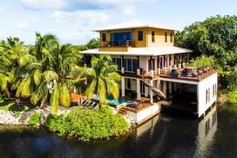 RITZ-CARLTON DECKHOUSE #1 | 410650