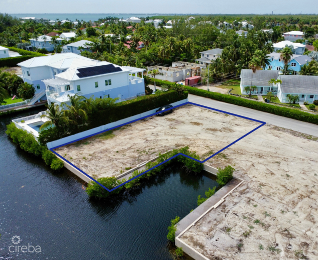 CLIPPER BAY CANAL LOT 508 - RECENTLY GATED