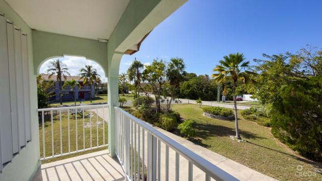 TWINFLOWERS DOUBLE PARCEL RESIDENCE