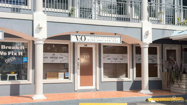 V20 - WINE BAR & RESTAURANT FOR SALE