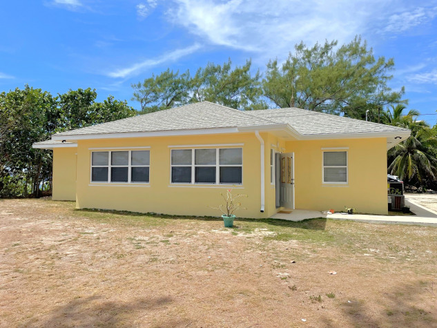 Manse Road - Oceanfront Home