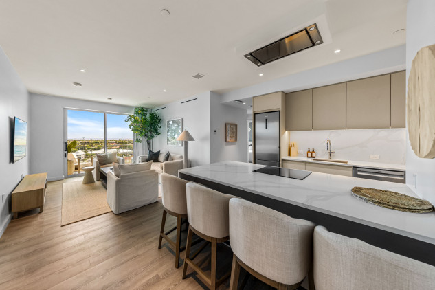One|gt Unit 910 - Resort-style Living In The Heart Of George Town