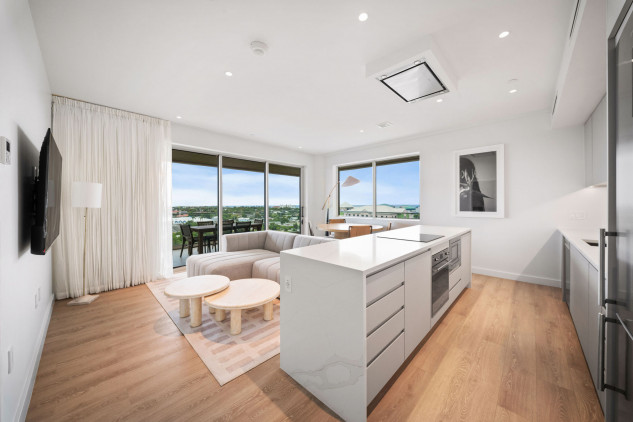 One|gt Unit 632 Solstice Suite - 2-bed + Den, 3-bath