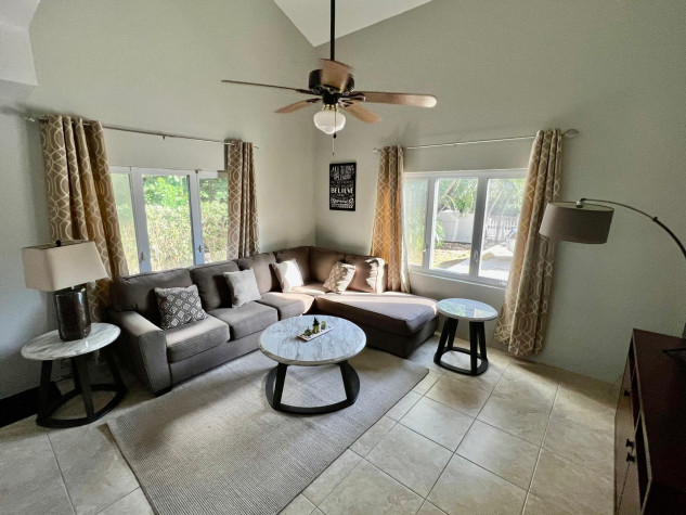 Slate Drive – Just Off Smb | 2-bedroom Condo - 7 November